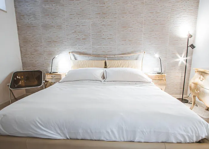 Favolhouse アパート バーリ